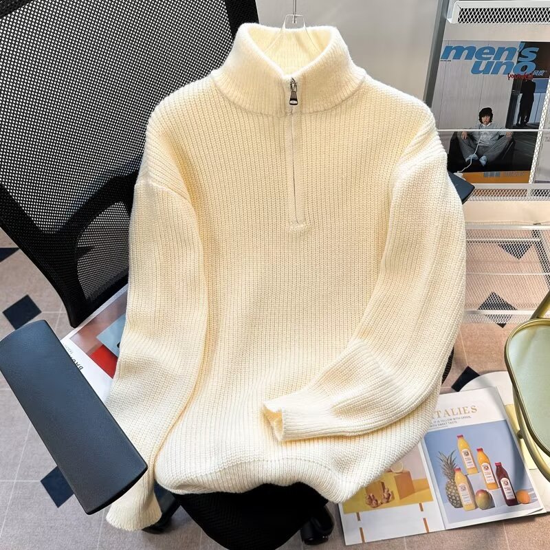 Sweater with zipper