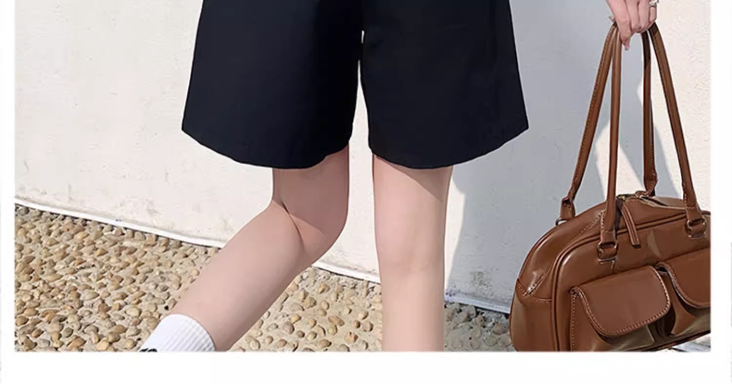 Quần short nữ cạp cao ống rộng dáng suông dài ngang đùi kiểu Hồng Kông — Màu đen chi tiết 10
