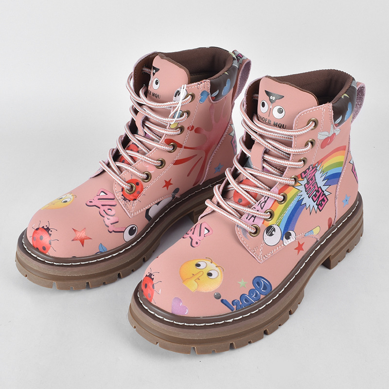 Zapatos altos de las mujeres europeas y americanas Martin botas 2023 nuevo nicho graffiti Otoño e Invierno zapatos casuales suela gruesa altura creciente botines