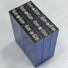 ȫ���ذ�25Ah������﮴���3.2V������о̫���ܴ��ܵ綯�����
