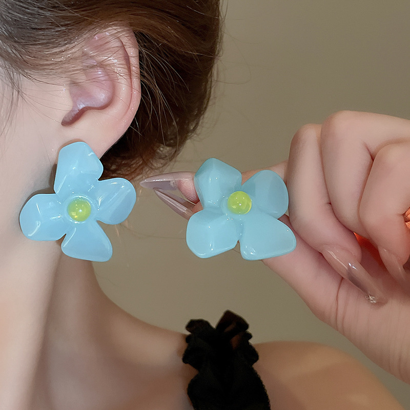 Aguja de plata, estilo de vacaciones azul, pendientes de lazo de flores suaves, pendientes de moda fresca, pendientes de ambiente dulce