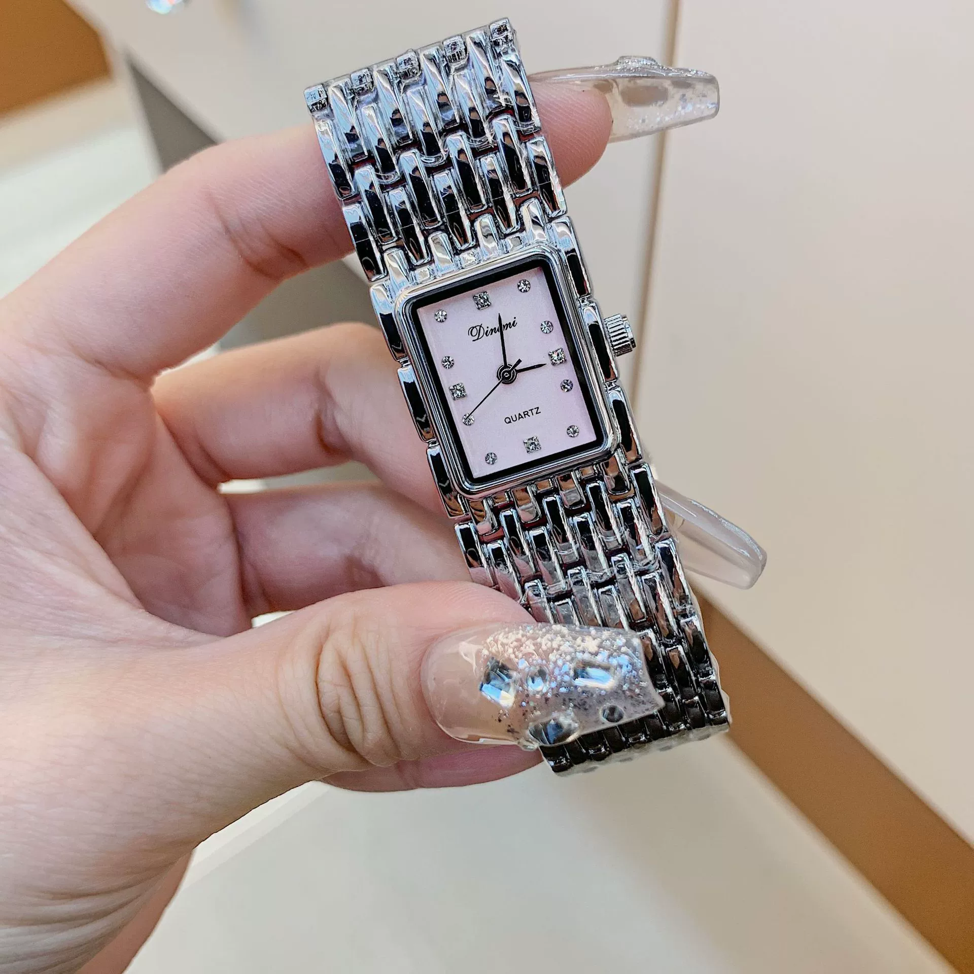 Women's watch, rectangular retro design bracelet, simple and elegant design
