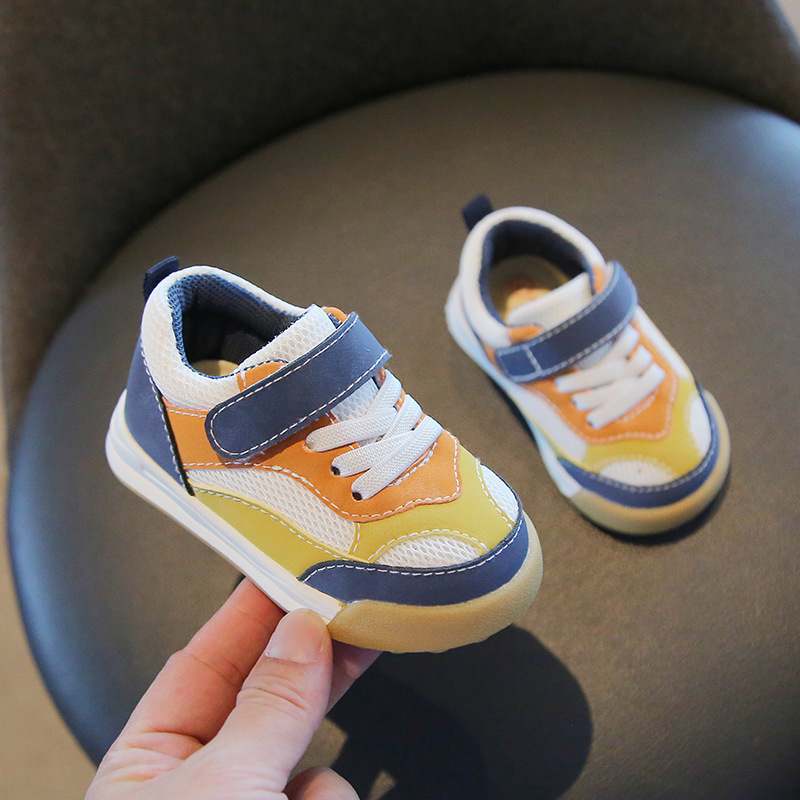 Xiaoxiao 2022 otoño nuevos zapatos de bebé 1-3 años de edad de doble malla zapatos de bebé de fondo suave antideslizante anti-colisión zapatos de niño