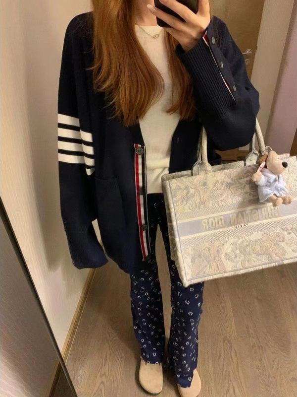 开衫毛衣女2025新款早秋穿搭学院风条纹V领高级感韩系针织衫外套|undefined