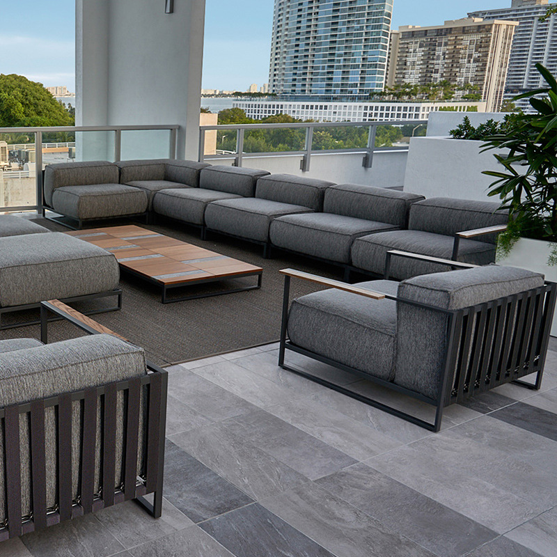 Sofá de exterior de ratán para villa, patio, jardín, terraza, impermeable, con protección solar, juego de sofás de aleación de aluminio, muebles de diseño. image 2