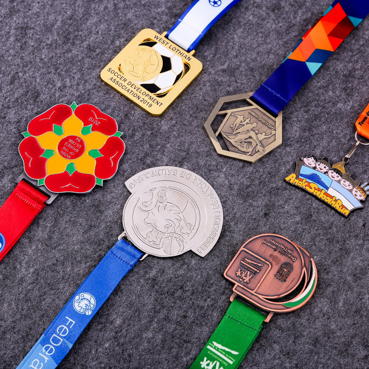 Maratón de deportes escolares medalla de metal medalla actividad competencia recuerdo listado de fabricación de medalla de aleación de zinc