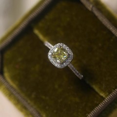 クロスボーダーフレンチレトロオリーブグリーンスタードリームリング女性ニッチデザインライト高級ハイエンド工場卸売