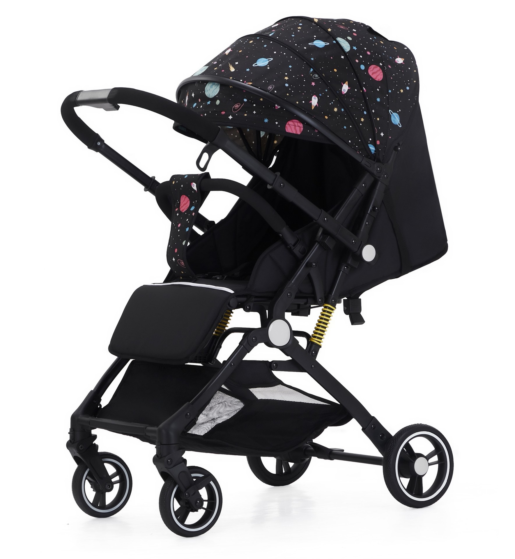 El cochecito de bebé se puede sentar y reclinar. Cochecito de bebé de dos vías, ligero, amortiguador, alto paisaje, un cochecito plegable de tres años con una tecla