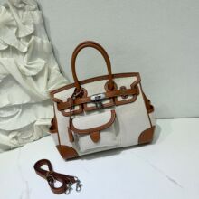 2025���¿�ײɫ����ƴɫ�����K������e���а��μ�б��Ů��