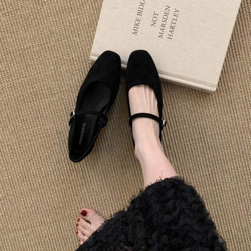 法式复古方头粗跟玛丽珍鞋女2025新款温柔浅口绒面晚晚风瓢鞋单鞋|undefined