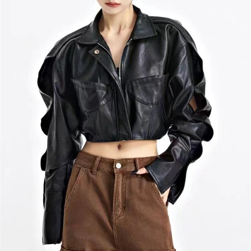 2026 Autumn New Style Black Short Leather Jacket with Turn-Down Collar and Pleated Sleeves for Women, High-End Feel, Petite Fit