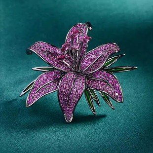 Luxury Lily Brooch High-end Women's Fashion Exquisite Corsage Full Diamond Flower Pin Niche Design Suit Accessories