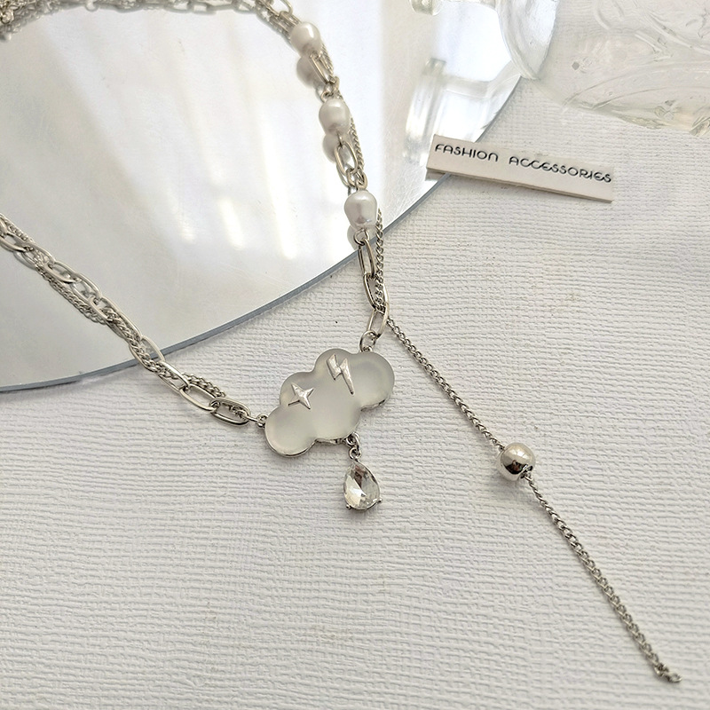 Fashion Clouds Imitation Pearl Alloy Inlay Glass Necklace