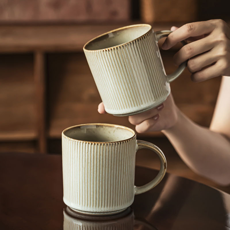 Taza de cerámica retro japonesa, taza de marca vertical creativa, taza de agua redonda, taza de leche de café doméstica