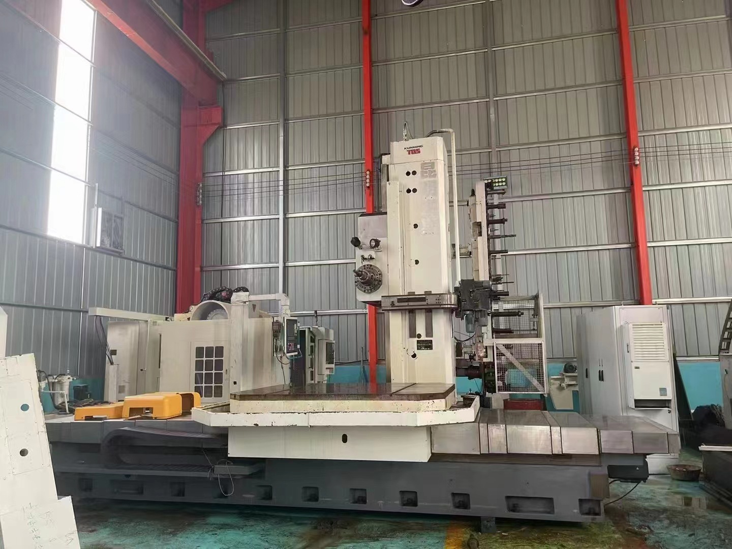 处理二手昆明道斯WHN130Q镗铣加工中心二手镗铣加工中心