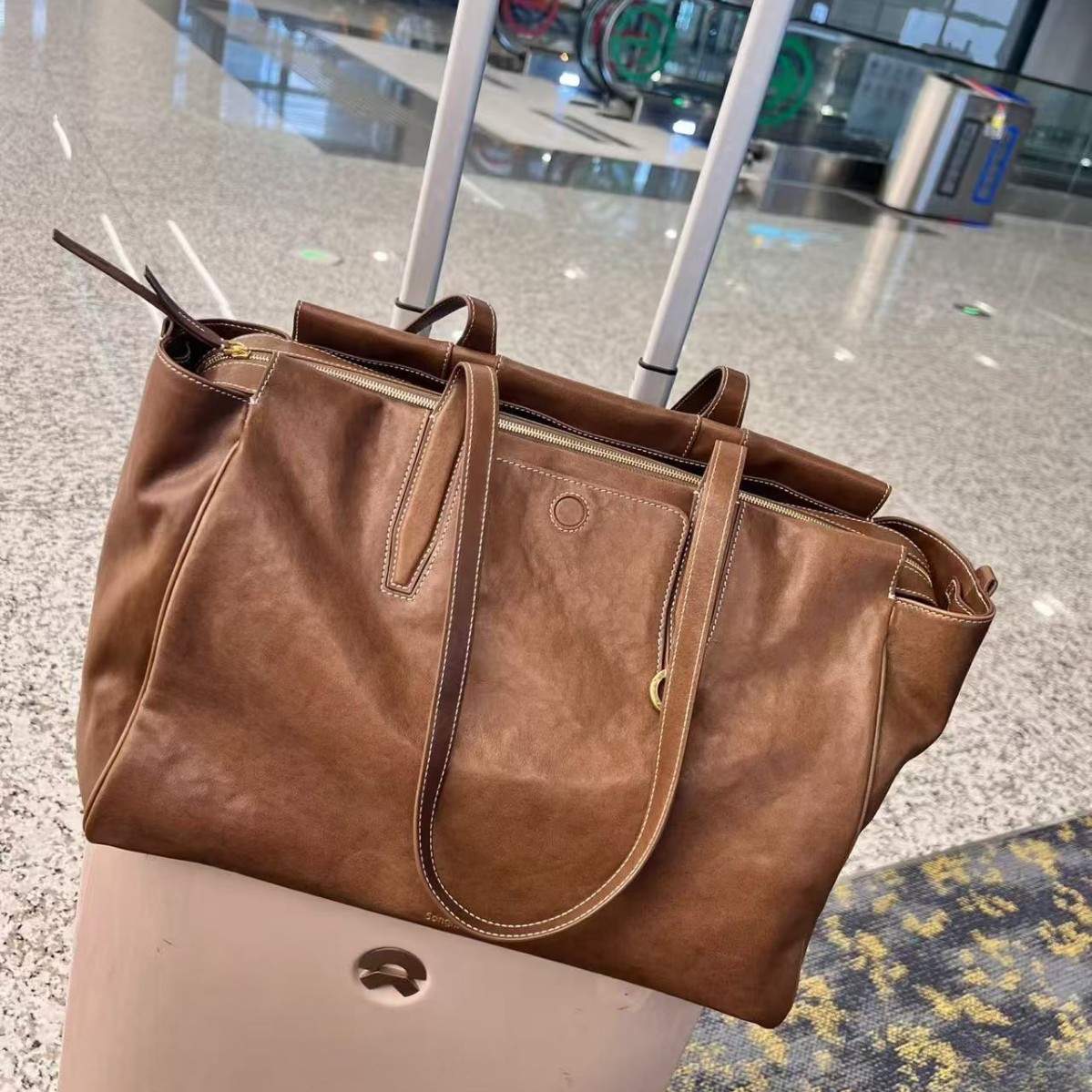 Songshan Trace Series Vegetable Tanned Cowhide New Tote Large Capacity Travel Bag Shoulder Commuter Bag For Women - Thumbnail 4