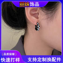 亚马逊跨境新款复古黑白条纹格子耳环简约耳钉文艺小众设计轻奢女