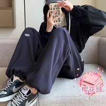 �\��ѝŮ����2025�¿���ʽ���eС����ֱͲ�lѝ�����ӽqխ�����ѝ