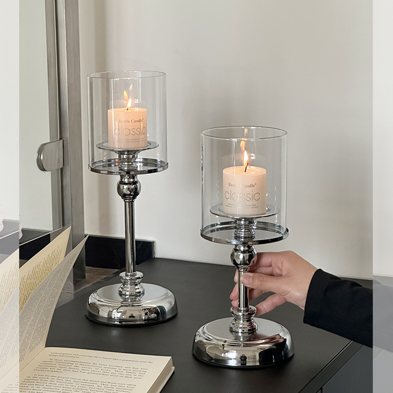 Lujo ligero europeo retro candelabro de vidrio de incienso decoración adornos de mesa de comedor a la luz de las velas accesorios románticos diseño de escena