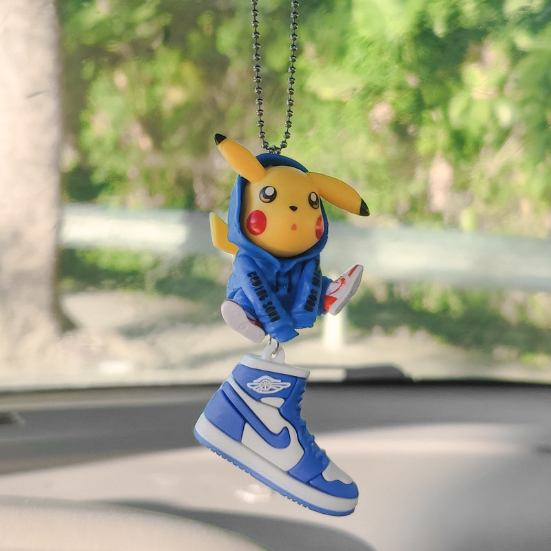 작은 픽업 블루 스웨터 + 블루 스니커즈 (교수형 장식품)