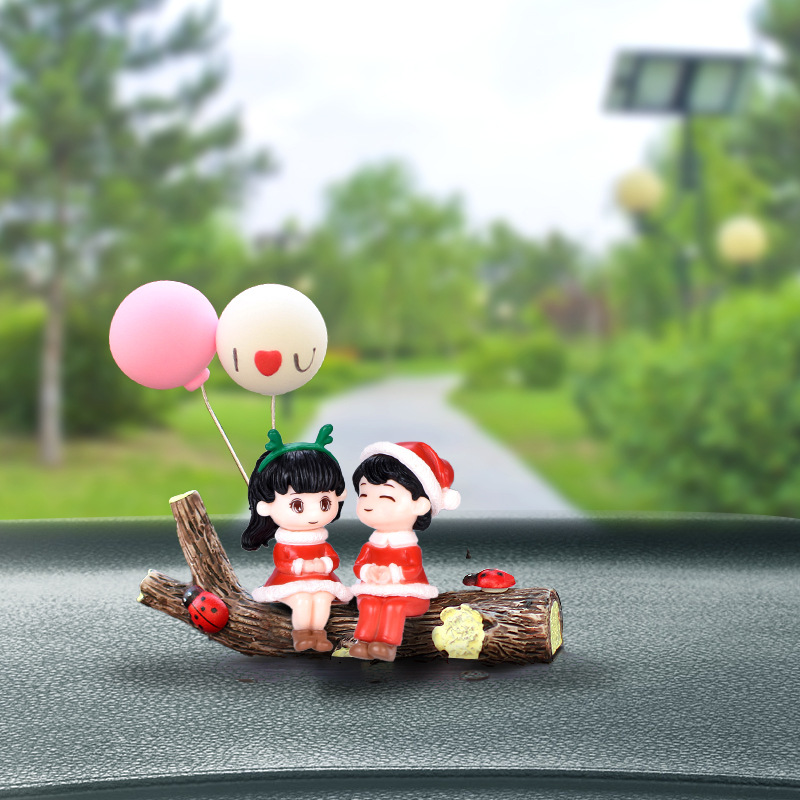 Coche de Navidad Consola central de coche Decoración de pareja linda creativa Decoración de escritorio de muñeca creativa de Navidad transfronteriza