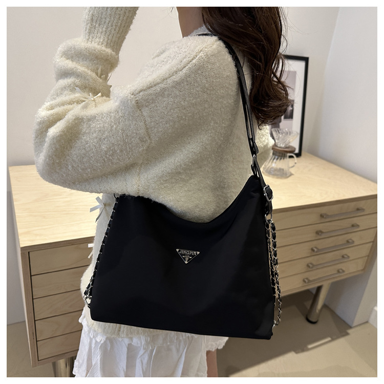 Cross-border high-end, large-capacity nylon bag for women, 2024 new trendy backpack, single-shoulder tote bag, commuter bag undefined