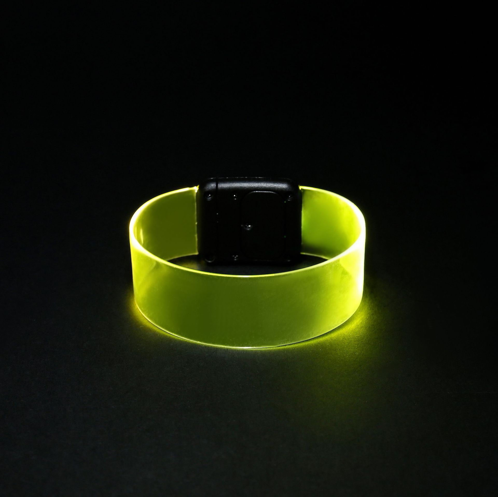 LED pulsera luminosa de magnetismo concierto festival de música atmósfera de animación props pulsera de magnetismo logo pulsera flash