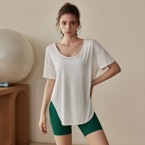 The manufacturer of Zhisheng yoga wear offers deposit sampling for yoga wear.