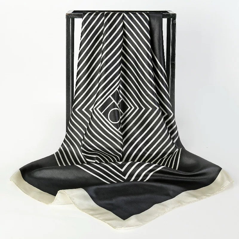 90 스퀘어 스카프 [기질 검은 줄무늬]