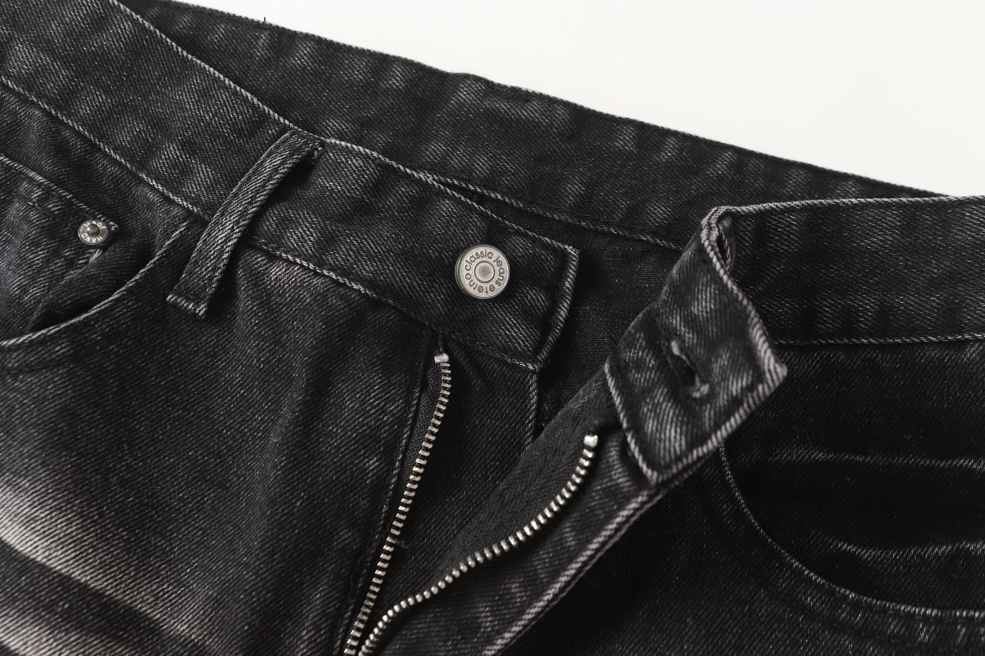 Men's Clothing Retro Distressed Washed Whiskered Straight Leg Flared Jeans For Men New Style Versatile Loose Fit Long Pants_mkmklike.com