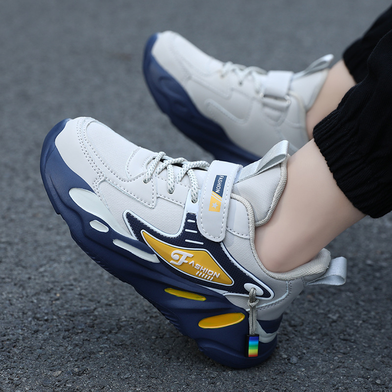 Primavera y otoño zapatos de red para niños zapatos deportivos ligeros antideslizantes casuales antideslizantes zapatos de correr de moda coreana zapatos transpirables para niños