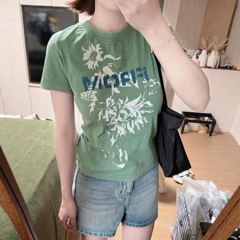 American Retro Green Short-Sleeve T-Shirt for Women, Summer 2026 New Design with Unique Letter Print Top
