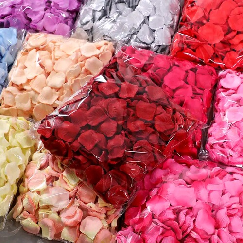 Simulated Rose Petal Valentine's Day Proposal Romantic Wedding Room Wedding Decoration Flower Petal Atmosphere