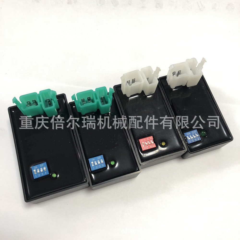 Motocicleta al por mayor ATV playa accesorios de vehículo todoterreno CG125 / 150 / 250CC 6 pin AC encendedor C