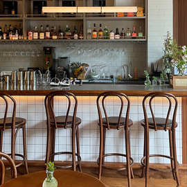 北欧椅子网红靠背复古吧台凳咖啡厅吧台高脚实木餐椅原木