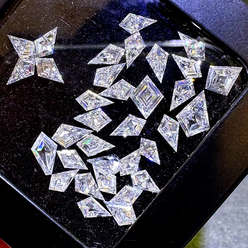 Artificially Cultivated Diamond Kite-Shaped Synthetic Small Diamonds, Rhombus-Shaped Five-Pointed Star Paired Inlays, Loose Stones
