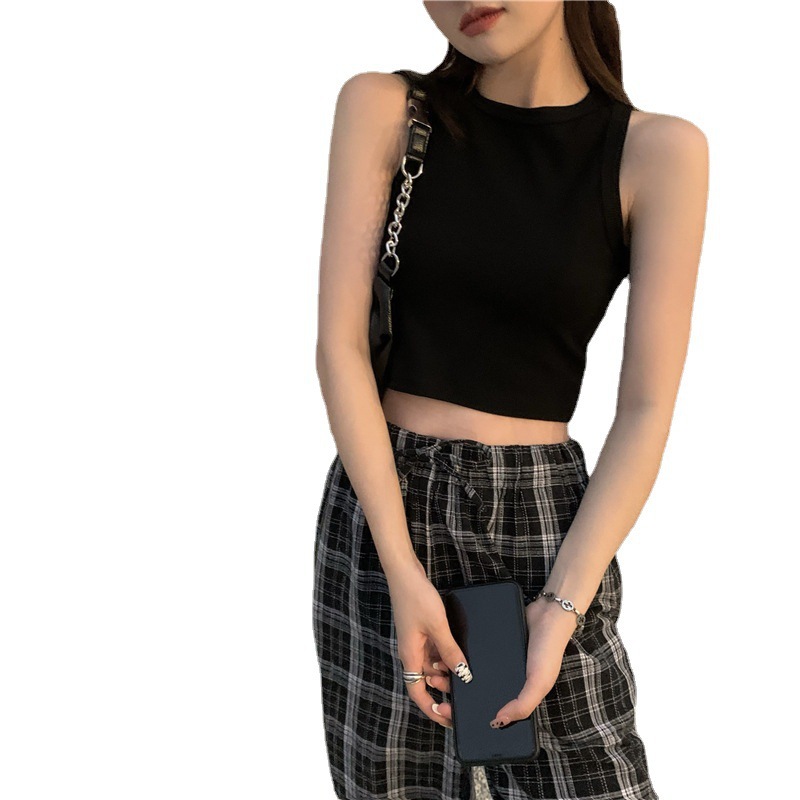 Top corto ajustado de cuello redondo estilo americano para exterior, camisola de verano 2025 nueva y moderna con un toque de diseño.