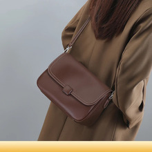 真皮包包女2025秋冬新款轻奢百搭单肩小方包时尚复古牛皮斜挎女包