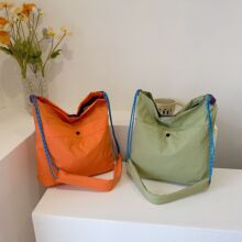 �ؼ�ɫ��ӡ����Ů�n��ٴ�W���a�n����������ˇС���μ�б���