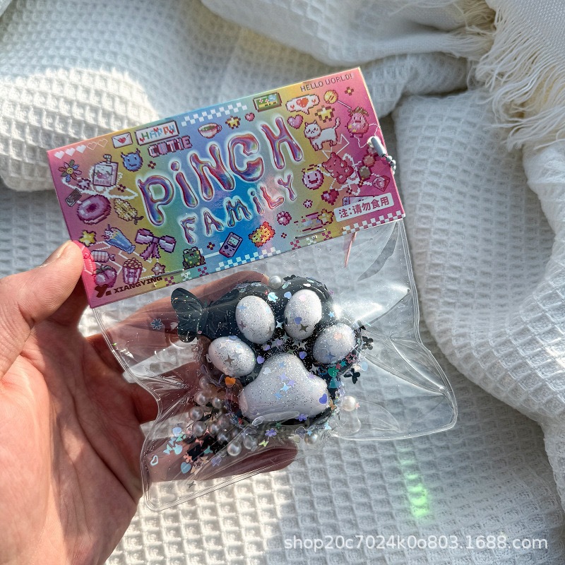 Pequeño libro rojo, garras de gato de frutas explosivas, pellizcar, juguetes de descompresión, artefactos de descompresión de sensación de barro de silicona de imitación, rebote lento