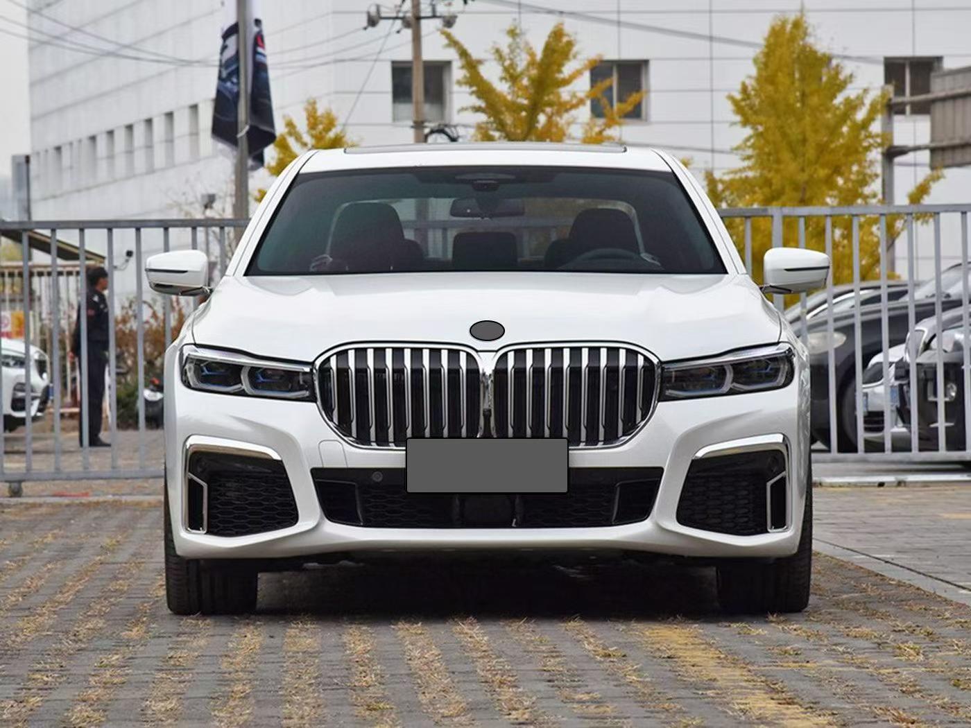 Suitable for BMW 7 Series F02, upgraded from the old model to the new 09-15 model, modification without cutting, G12 sports body kit