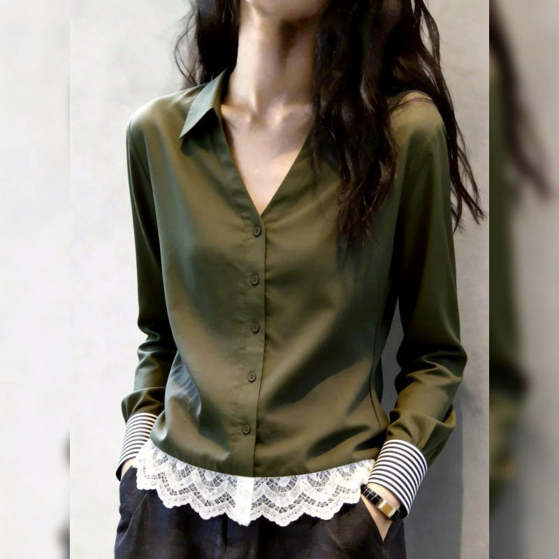 Cool and minimalist army green top, new autumn 2026 women's lace hem, unique and high-end fashionable blouse