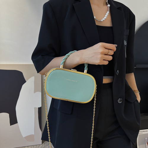 Chain link box style handbag, trendy fashion, minimalist single shoulder bag, candy color crossbody bag, stylish temperament, commuting bag
