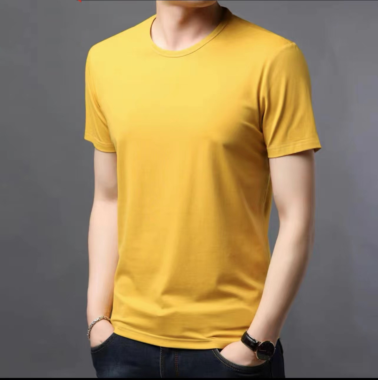 Venta al por mayor de los hombres de color sólido de manga corta Camiseta más tamaño verano estilo coreano slim fit moda guapo cuello redondo media manga camiseta