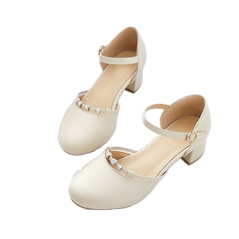 Pequeñas sandalias frescas de cabeza de paquete de primavera y verano 2026 nuevo estilo de hebilla, tacones redondos, cómodos zapatos de tacones altos, dulces zapatos de mujer
