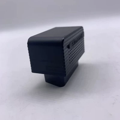 Car-Mounted Universal Plug-And-Play 4g GPS Locator