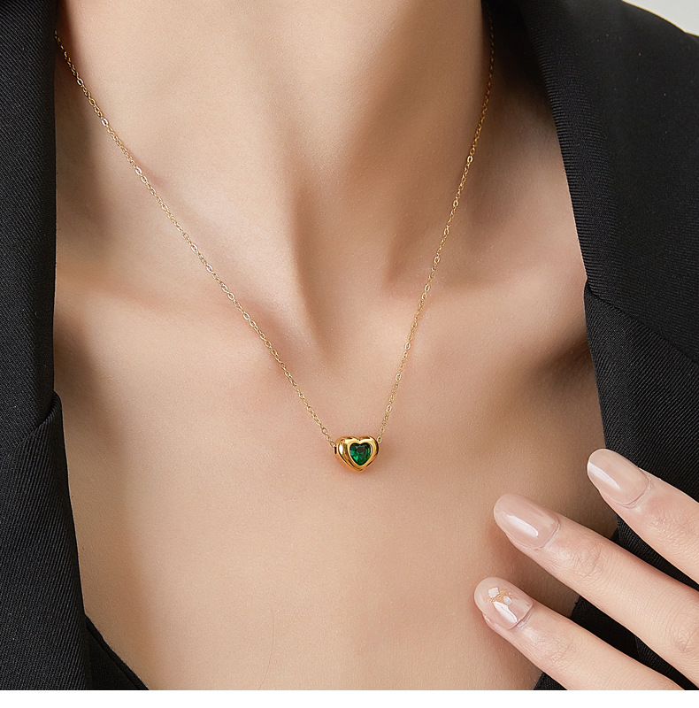 Japanese Style Heart Shape Titanium Steel Gold Plated Zircon Necklace 1 Piece