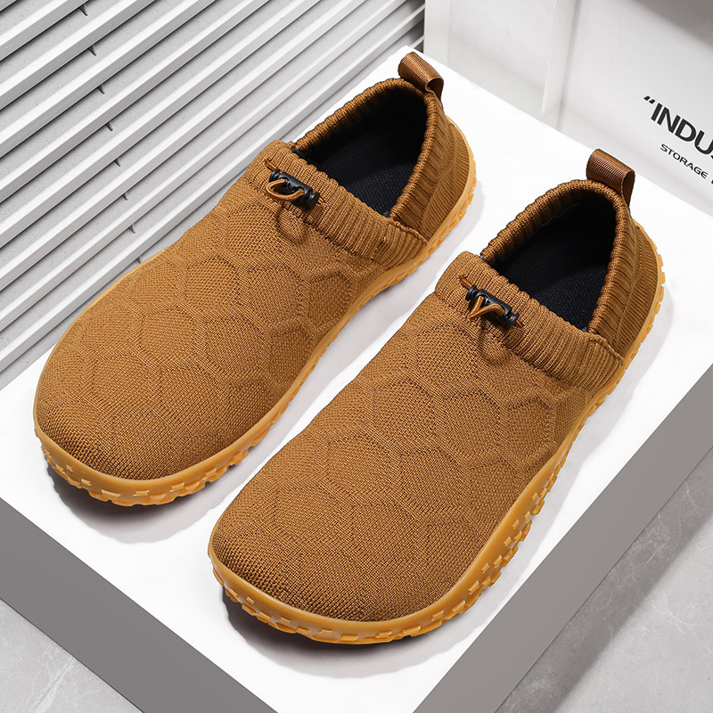Cross-Border Large Size Wide-Fit Shoes for Wide Feet, Mesh Training Shoes, Fly-Knit Breathable Lightweight Non-Slip Couple's Casual Shoes Cross-Border Large Size Wide-Fit Shoes for Wide Feet, Mesh Training Shoes, Fly-Knit Breathable Lightweight Non-Slip Couple's Casual Shoes