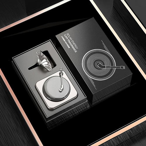 Solar car perfume high-end wholesale creative car imitation record player car perfume ornaments car aromatherapy