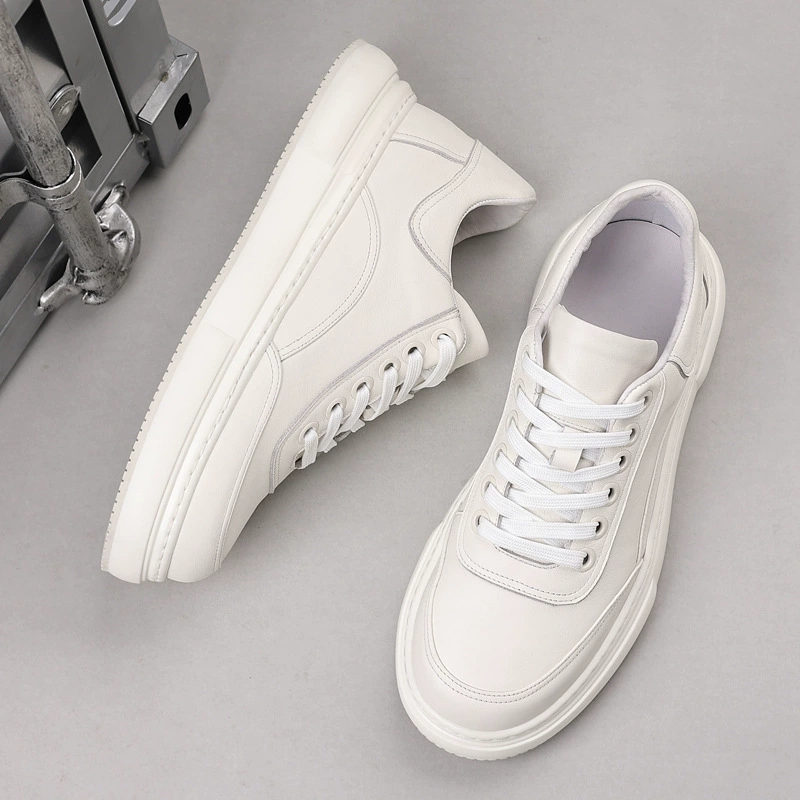 Boys Boys Новый кожаный маленький белый туфли Мужское чувство высокого класса Европейская станция мужская обувь толстое дно увеличивает повседневную спортивную обувь